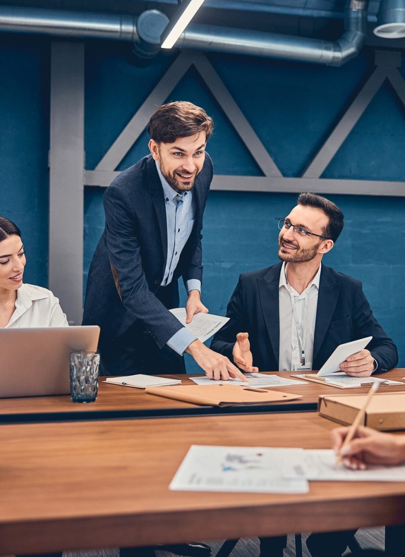 relaxed-informal-it-business-startup-company-meeting.jpg